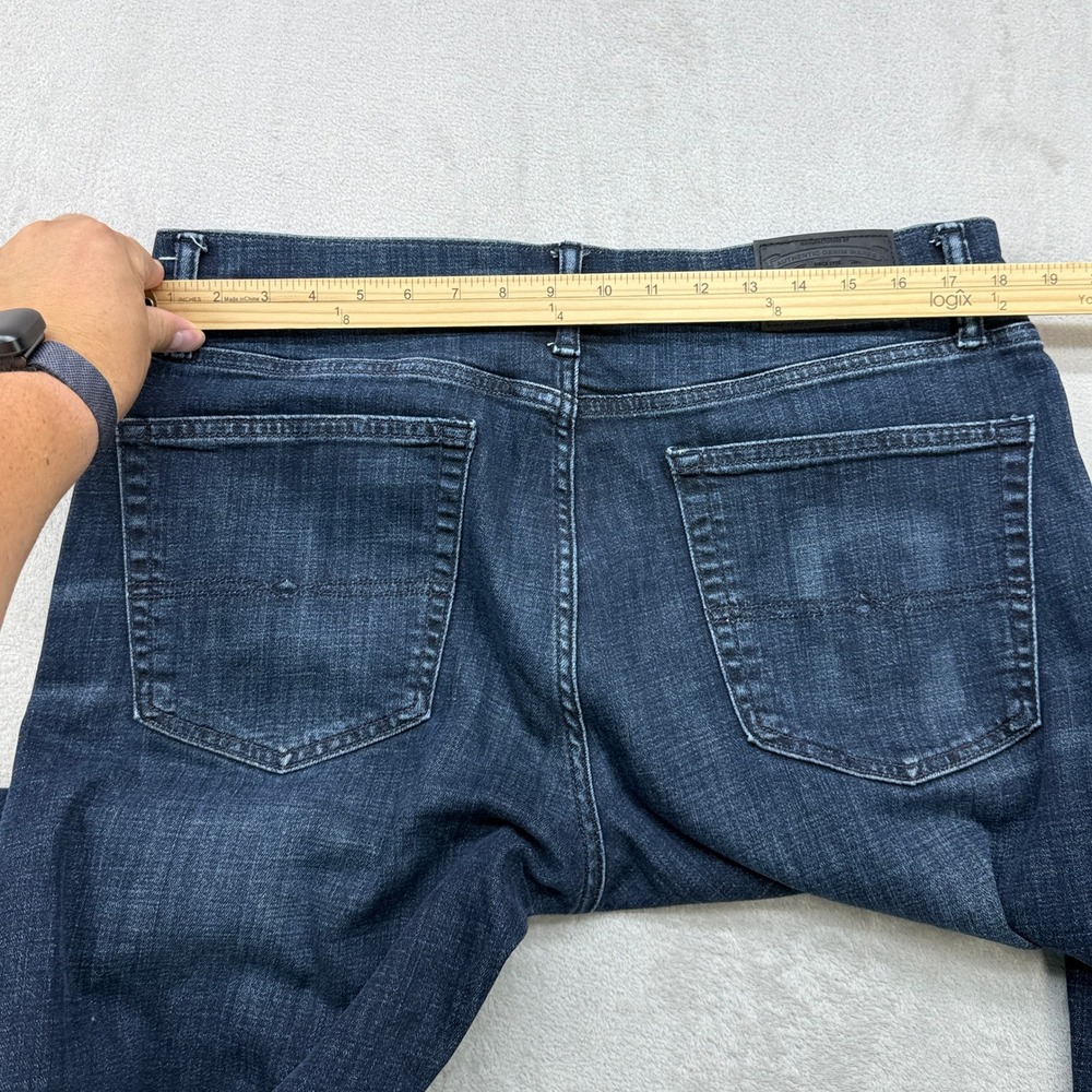 Lucky Brand 363 Vintage Straight Jeans Mens 34x32 Blue Dark Wash Denim Whiskered - Picture 8 of 13